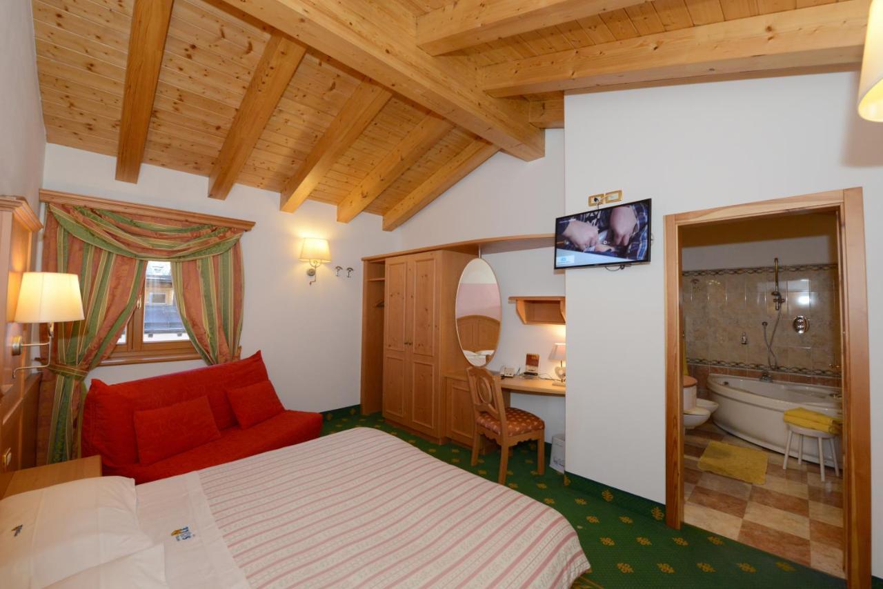 Hotel Sole Passo del Tonale Extérieur photo