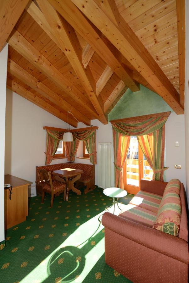 Hotel Sole Passo del Tonale Extérieur photo