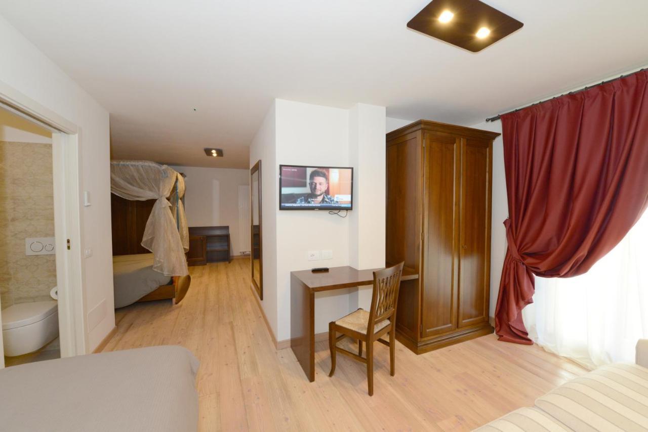 Hotel Sole Passo del Tonale Extérieur photo
